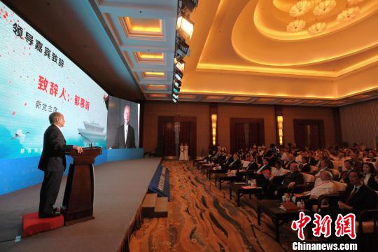 ������ּ̳�������ھ���ũ�׵��Ļ��������ں����ٽ�ȫ���׻�������Ļ��Ծ����Ļ����š�����ǿ ��