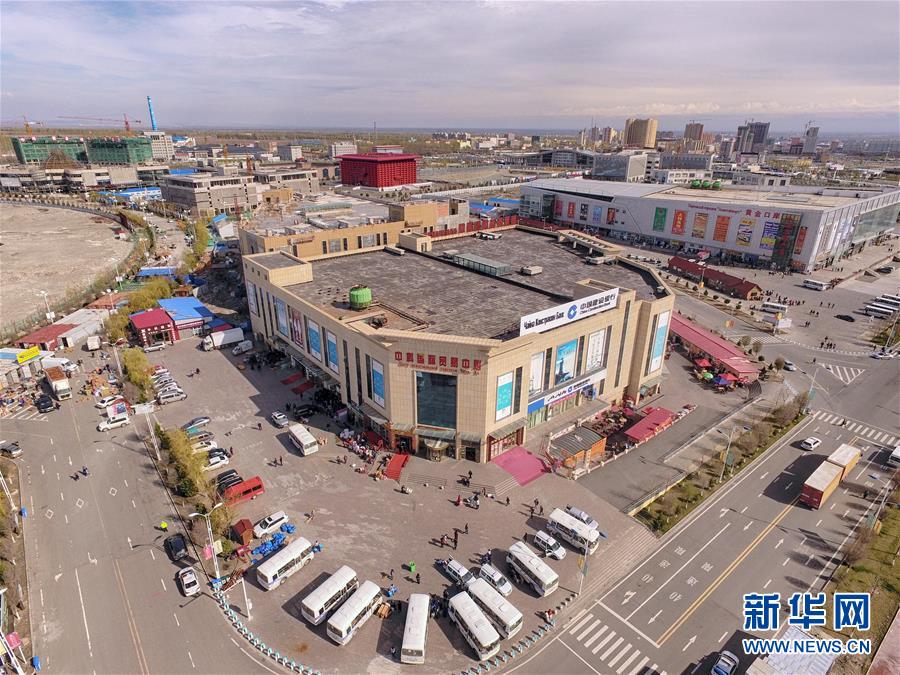 (新华全媒头条·上合青岛峰会·图文互动)(2)从黄浦江畔到黄海之滨——上海合作组织17年发展历程启示录