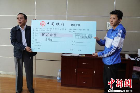 ��Ԯ�غ󷽡�����������������Ԯ��ǰ�ߡ������ǹ����෽λ��չ