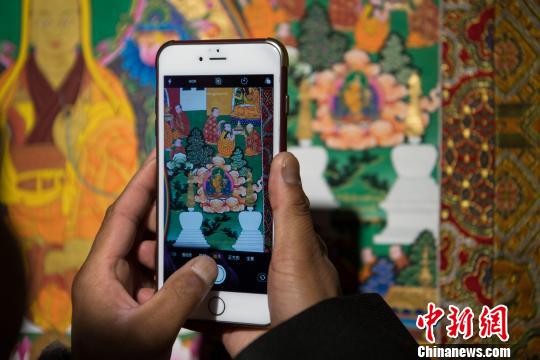 ͼΪ�������㰢�ٴ�ʦ���ƿ���Ʒ���������� ��