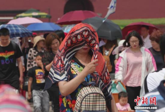 5��25�գ��������ȸ��������������찲��ǰһλ�οͰ�ɴ������ͷ�Ϸ�ɹ�� <a target='_blank' href='http://www.chinanews.com/'>������</a>���� ������ ��