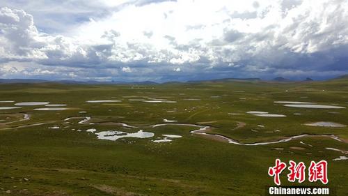 资料图:三江源。<a target='_blank' href='http://www.chinanews.com/'>中新社</a>记者 孙睿 摄