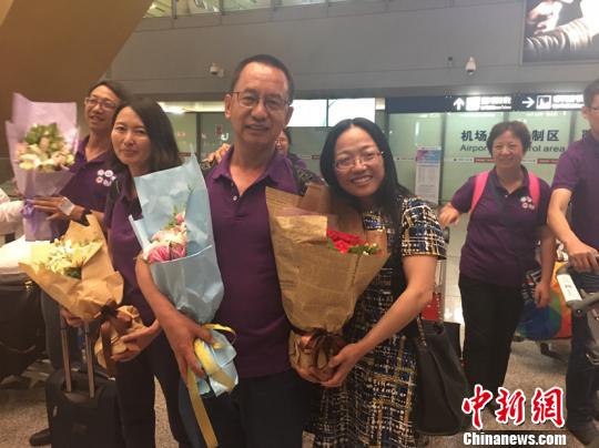 ͼΪ�����ڻ����յ������͵�õ�廨 �¾� ��