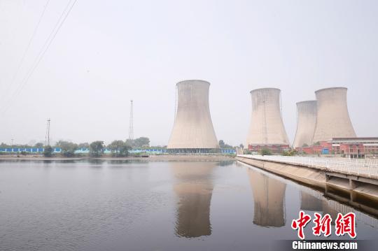 ���չ滮��λ���׸�԰���ڵĻ�ѩ����̨���ɺ󽫳�Ϊ�����������ñ�����ʹ�õĵ������̨���ء�ͼΪ�������̨ѡַ���ڵء��������� ��