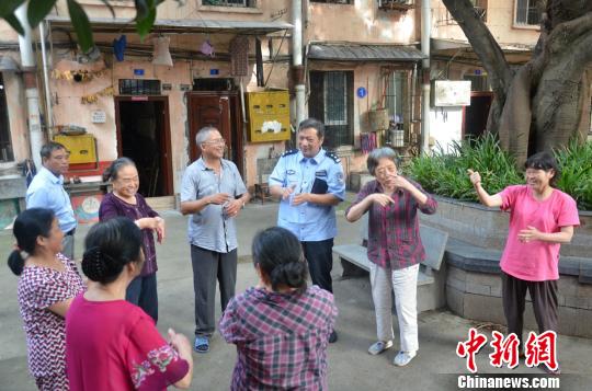 �Ĵ��Թ������񾯰�ʦѧ�����Ϊ���ƾ���֪���ˡ�