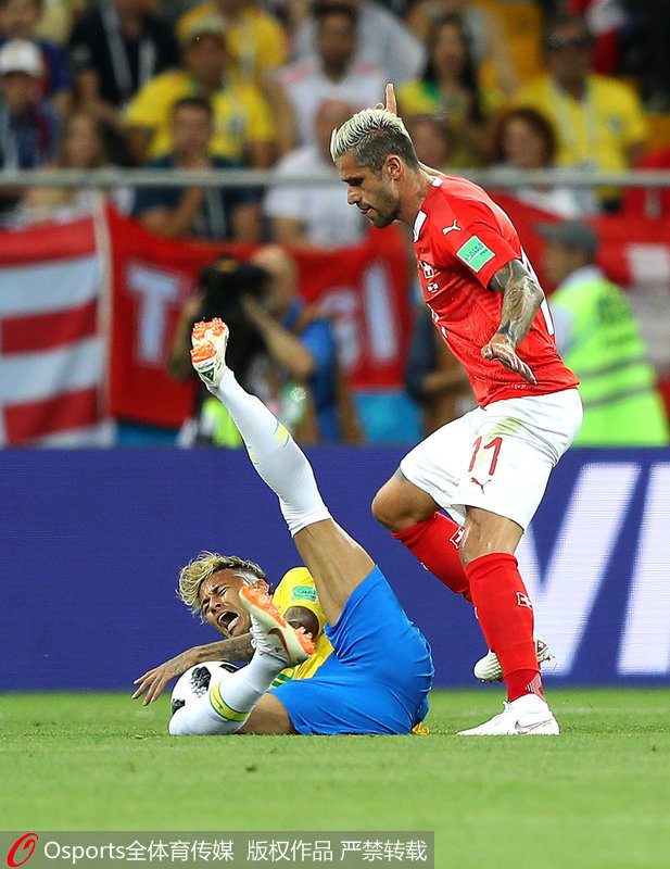 10�Σ������������ֱ����б��ַ��������ġ�