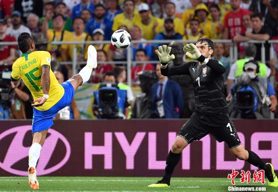 ˹籭E20ʤάǡͼΪ˲䡣<a target='_blank' href='http://www.chinanews.com/'></a> ë 