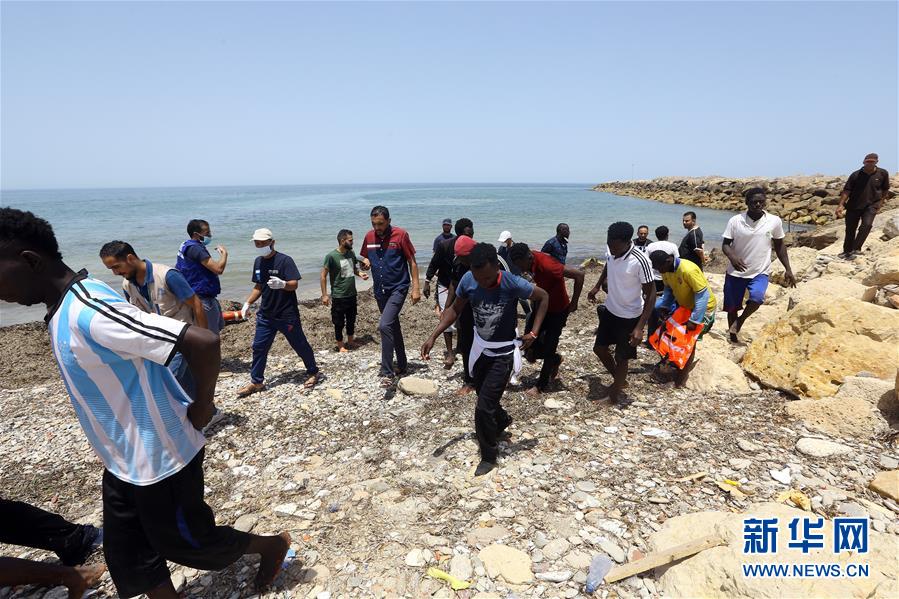 （国际）（3）利比亚西部海域一非法移民船只倾覆 3人死亡上百人失踪