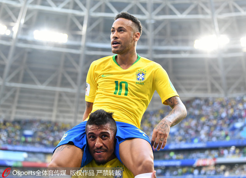 内马尔霸气庆祝