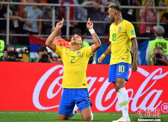 蒂亚戈·席尔瓦庆祝进球。 <a target='_blank' href='http://www.chinanews.com/'>中新社</a>记者 毛建军 摄