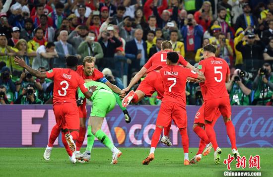 սһ֣ͿĵֱУʲͬٴУǰ˫2:2򷣽ǺɭȴױŽ˳ָױǶﱴŴںϵƤ򷣽ս4:4һְͿűŽ˳ӢӴУӢս4:3սʤ֣ܱȷ5:4ѽǿ <a target='_blank' href='http://www.chinanews.com/'></a> ë 