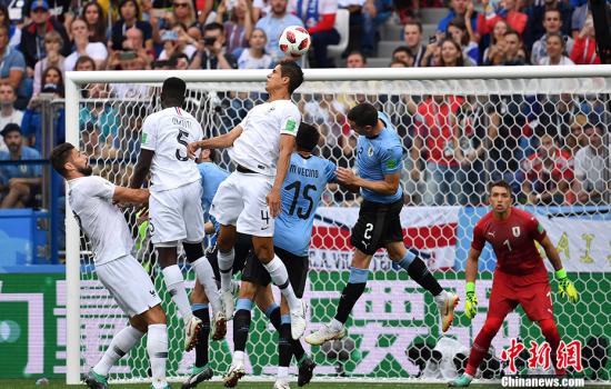 2:0ȡǿ <a target='_blank' href='http://www.chinanews.com/'></a> ë 