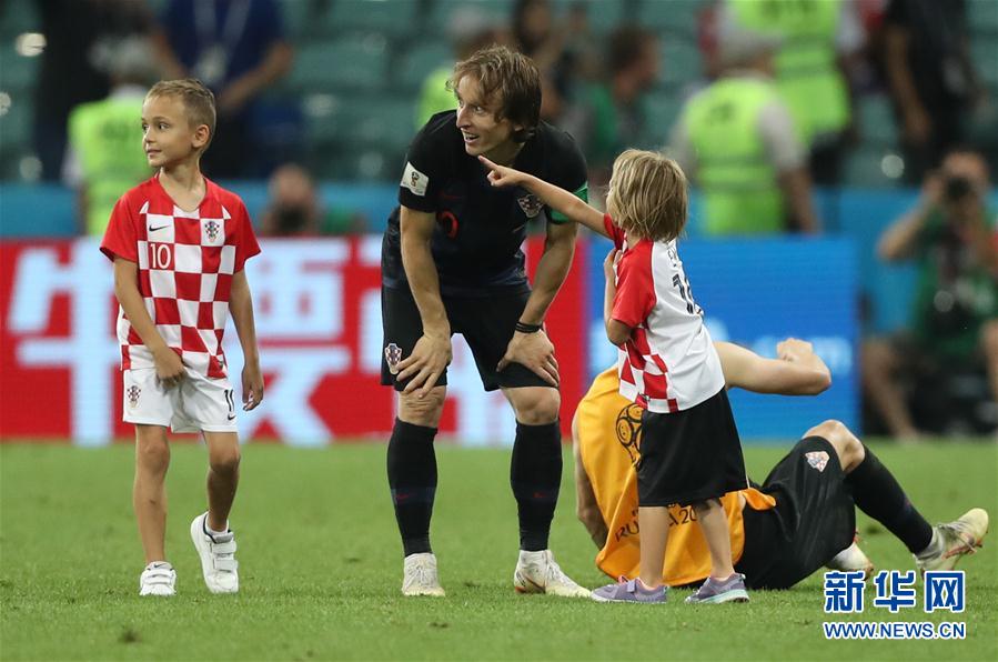 籭10򡪡޵Ƕӵʤ ǿ