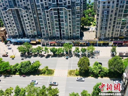 图为台风来临前,宁德市仍艳阳高照。 吕巧琴 摄