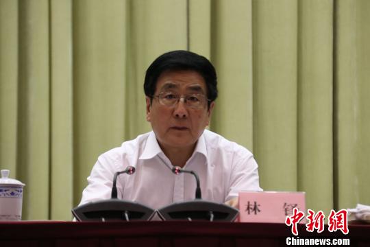 甘肃要求公职人员分清公私界限坦荡真诚和企业家交往