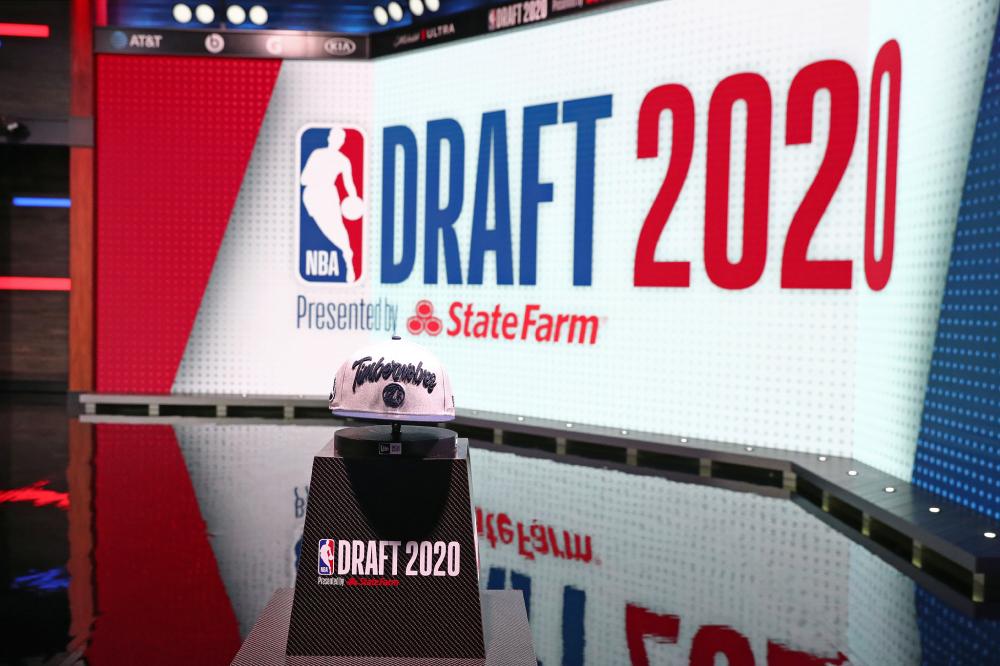 图2020nba选秀大会举行状元花落爱德华兹