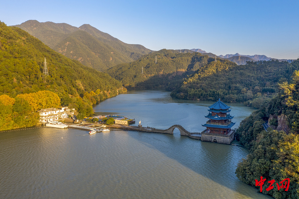 浙江桐庐:江南龙门湾