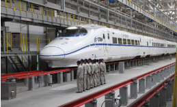 新春走基层：智慧防控守护安全回家路