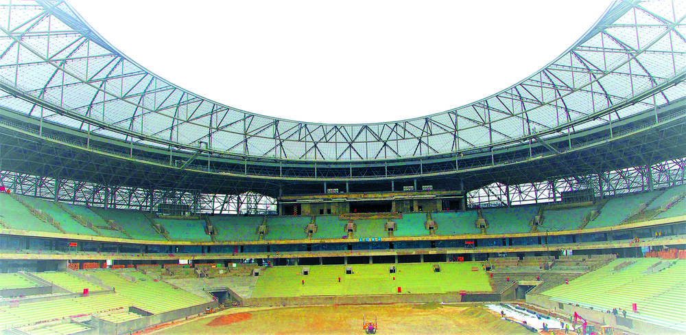 年出生,大学学历,中共党员,中建八局承建的凤凰山体育公园项目经理,党