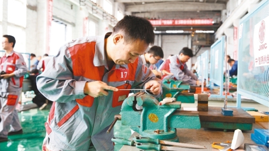 ���������ƽ���ҵ���˶��齨��ȫ������