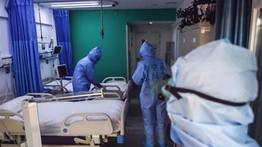 新春走基层：在“暖冰病房”守年