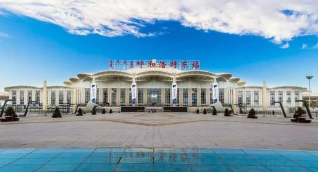 新春走基层:特写“车站管家”杨鹏的第23个春运