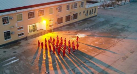 新春走基层:为万家烟火，“安全机长”除夕夜巡