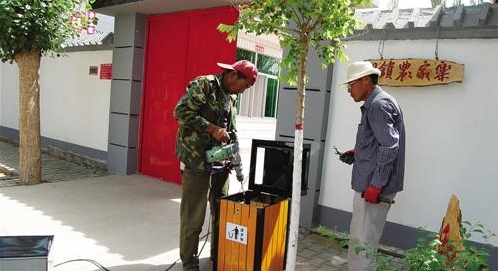 河套脱贫户：“牛”起来 犇小康  