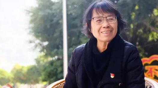 这个寒假，张桂梅又踏上了家访路……