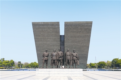 【奋斗百年路 启航新征程】山河为舟民为桨 百万雄师过大江