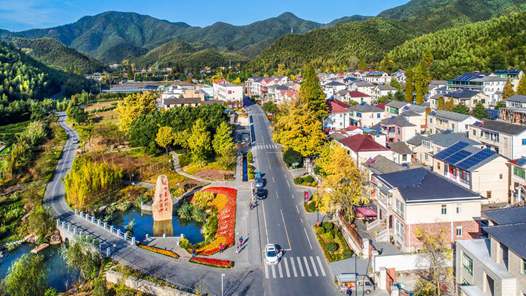 ձɫС裬򿪳ںϷչĶʻ