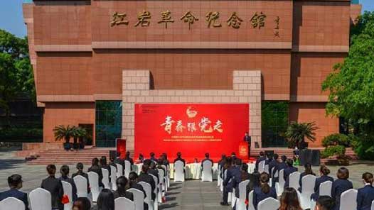 ���Ͷ���ǿ������Խ���ҵ�����