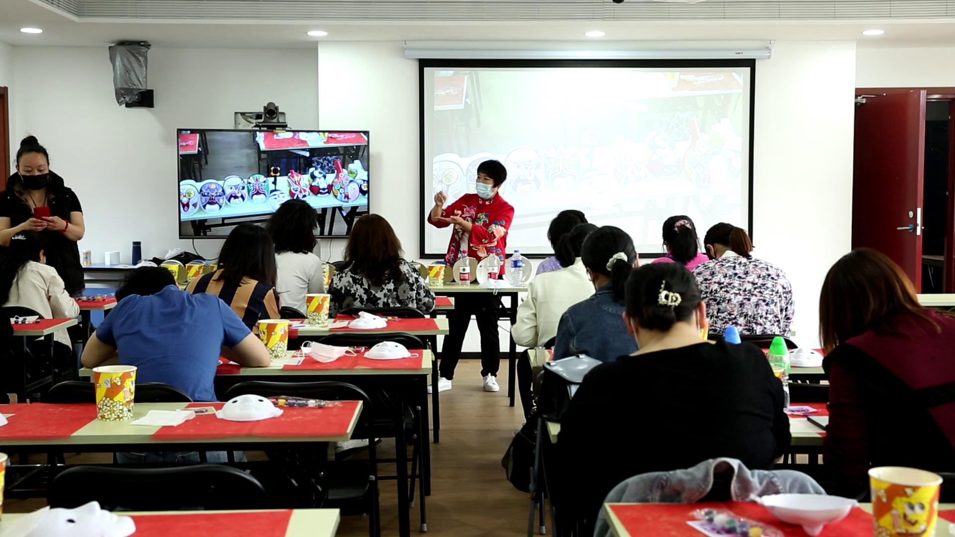 йšṫÿˣֻ̫ӰסϽѧ