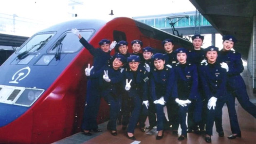 װ˵70ꡱ·ݱ ׻·䣿