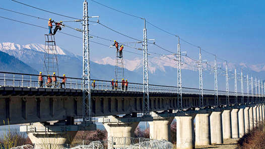 �t�� | 20���ͺ�50����������ᾭ�÷�չ���η�Ծ