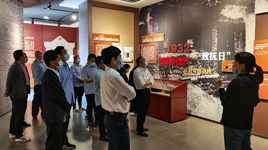 Զߡ4+1ײΪԱϡʢ硱