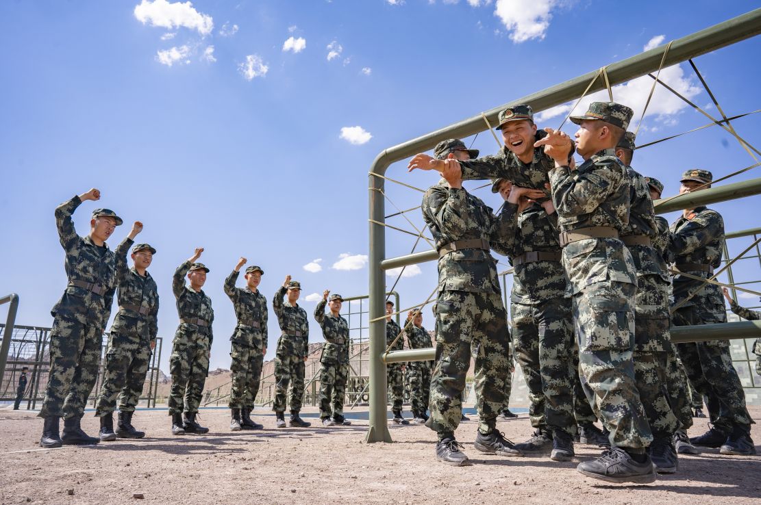 武警新疆总队心理行为训练为新兵注入心活力