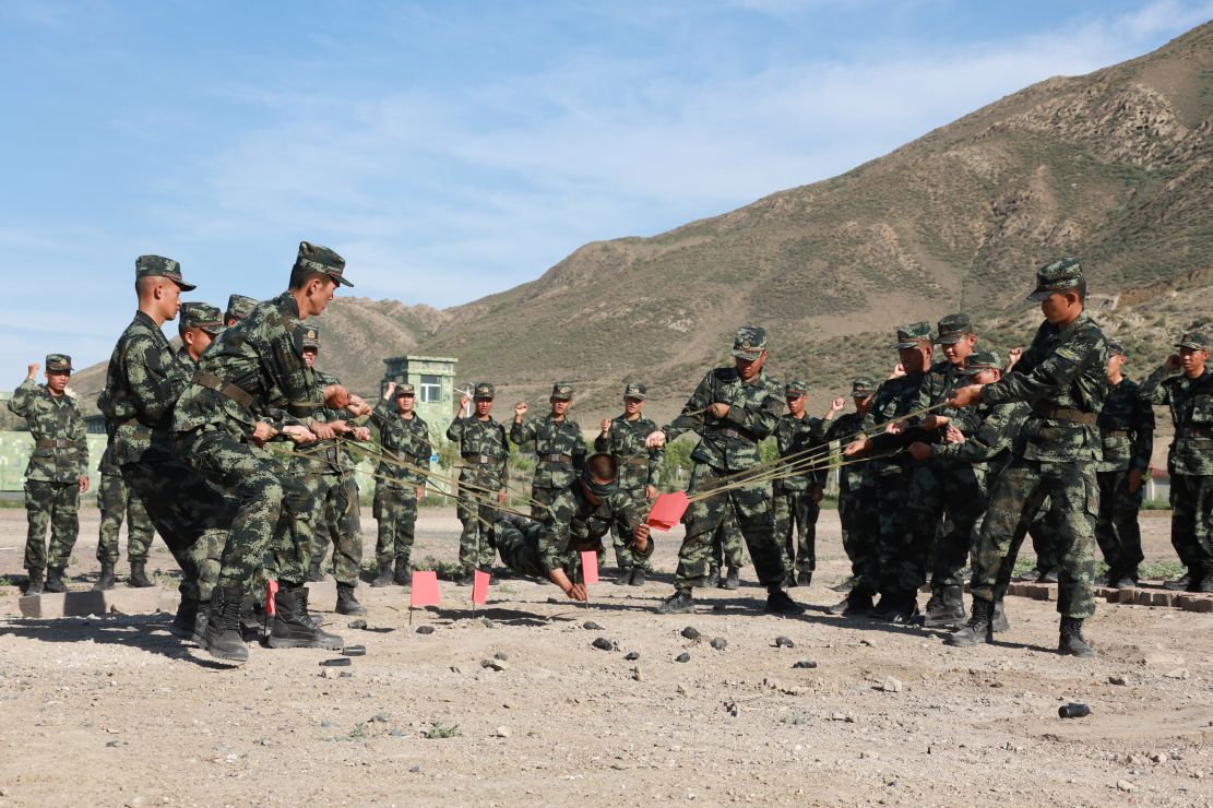 武警新疆总队心理行为训练为新兵注入心活力
