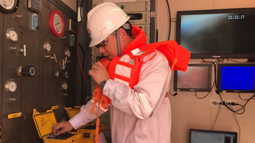 йΡƪ ԴѧС£ǧ ͺϡä۴롱µӢ