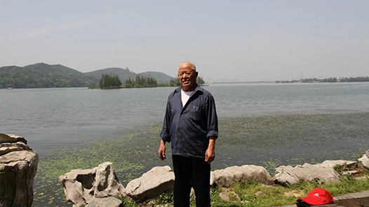 ��ϲ�죺��������·ʩ���Ķ�����