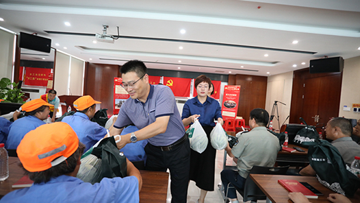 ����Ϊְ����ʵ�¡����������Ϸ���®�����ܹ��᣺��ʷ�����ֳ�����������