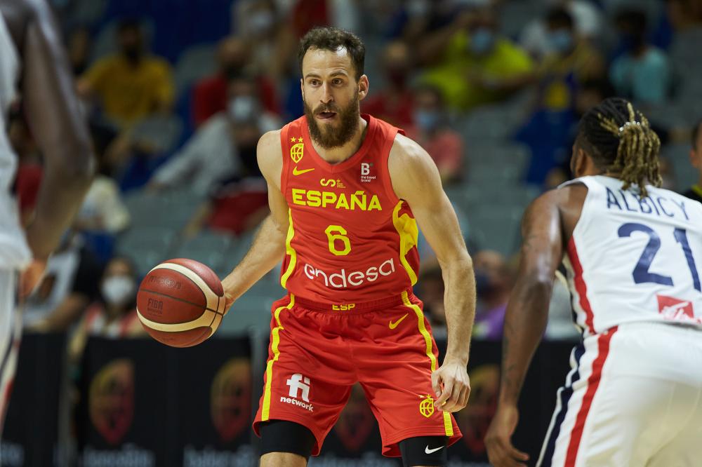 西班牙男篮热身赛胜法国 加索尔兄弟携手出战