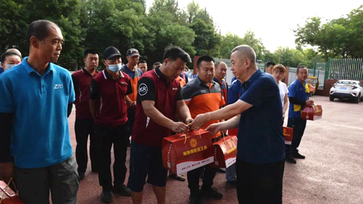 ����Ϊְ����ʵ�¡����������ں��к��������ܹ��Ὺչ���¾��Ͷ� ����������ο�ʻ