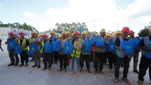 ����Ϊְ����ʵ�¡��������������������ܹ��Ὺչ�����ο��һ�߻