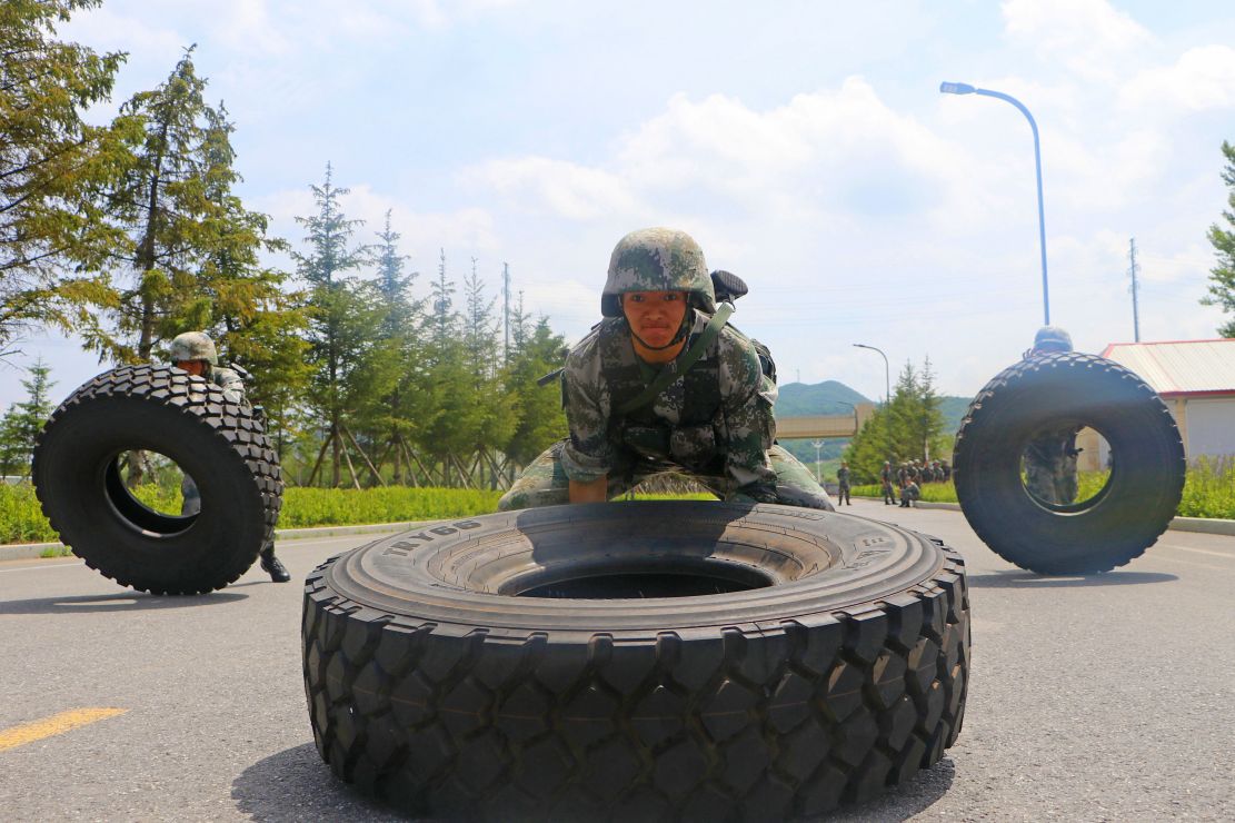 严苛磨练直击魔鬼周极限训练现场