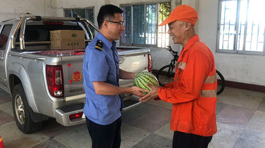 ����Ϊְ����ʵ�¡������������Ὺչ����������һ�ߡ��ж� Ϊְ����ȥ3ǧ�������