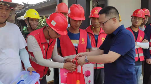 ����Ϊְ����ʵ�¡��������������������ܹ��ᡰ������������