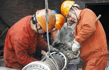 ����װ��˵�����칤װ�����ӹ����괩���·�һ������