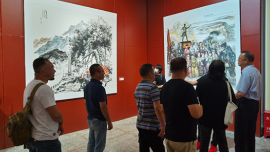 ���߽�����������̽Ѱ��ɫӡ������������д������չ��չ