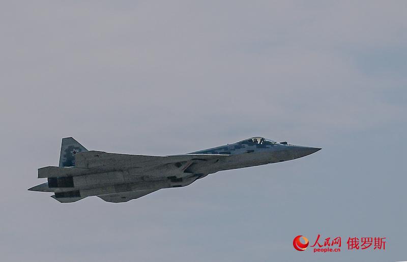 第15届莫斯科国际航空航天展20日在俄罗斯莫斯科郊区茹科夫斯基市正式拉开帷幕（人民网 叶福 摄）